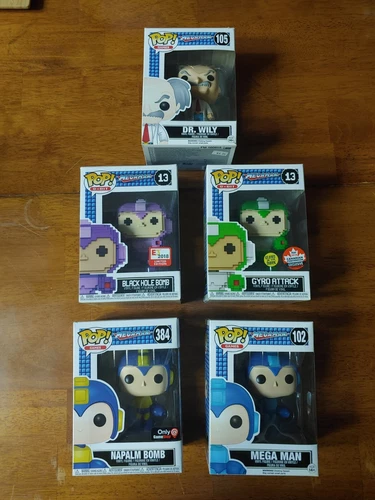 Funko Pop Mega Man 102: Black Hole, Gyro Attack 13: Napalm Bomb 384: Dr Wily 105