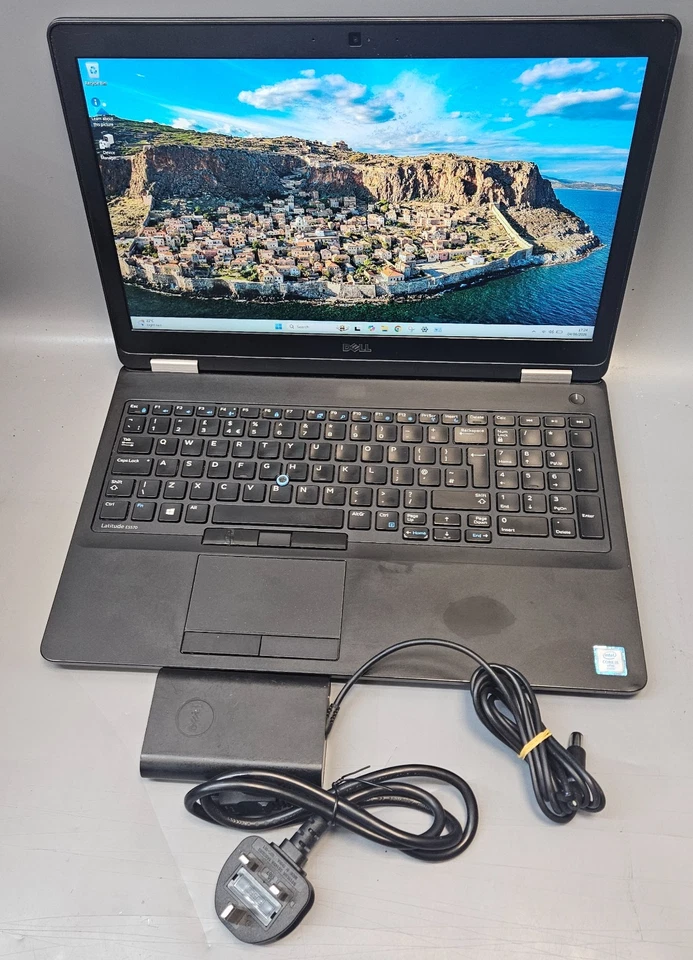 Dell Latitude E5570 · i5-6300U · 8GB · 256GB, photo 1 of 5