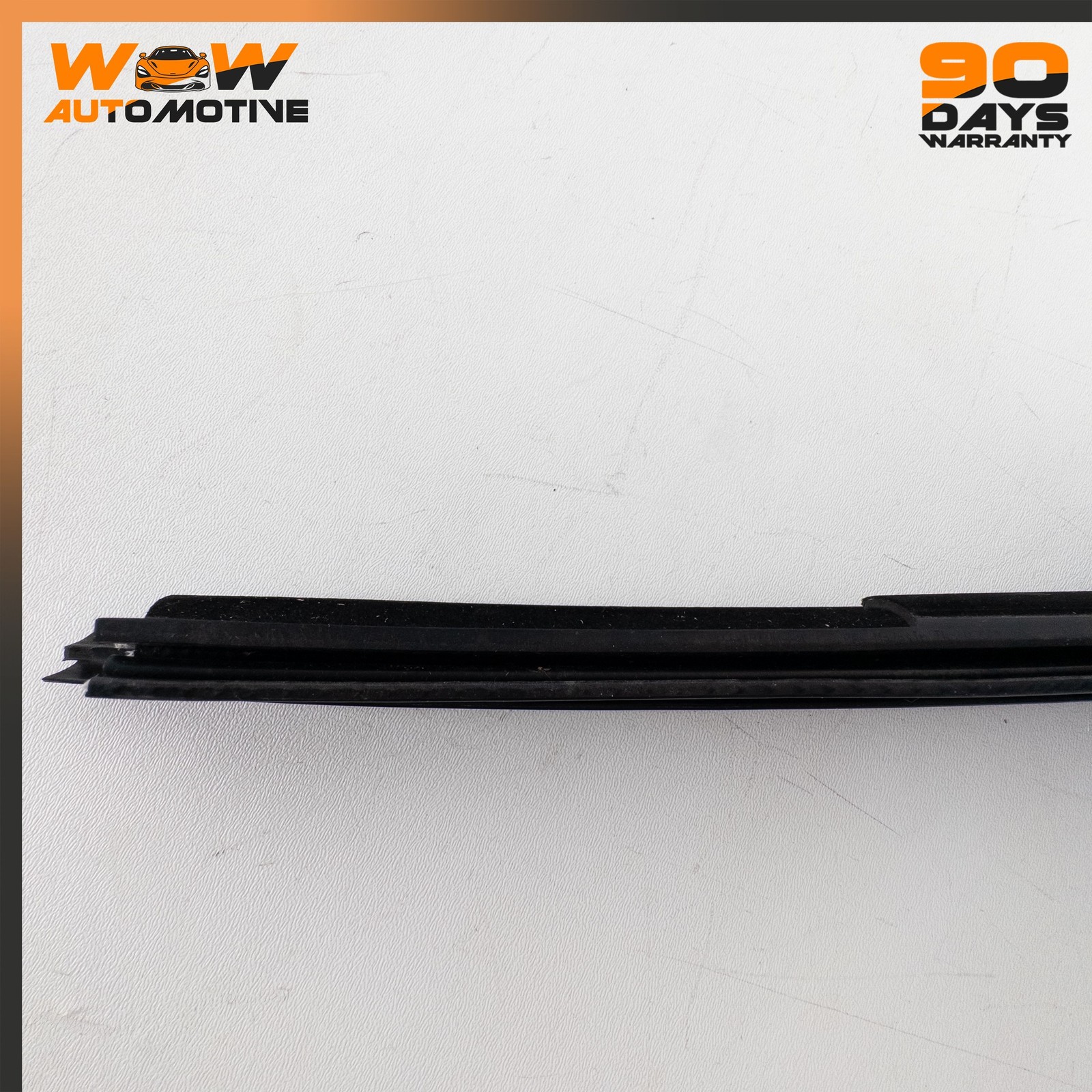 05-13 CHEVROLET CORVETTE C6 FRONT LEFT DOOR BELT MOULDING WEATHER STRIPPING OEM