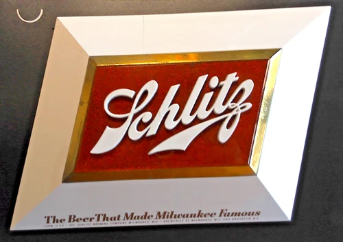 Vintage Schlitz Beer Diamond Plastic Bar Sign 3D Milwaukee Famous 11x9