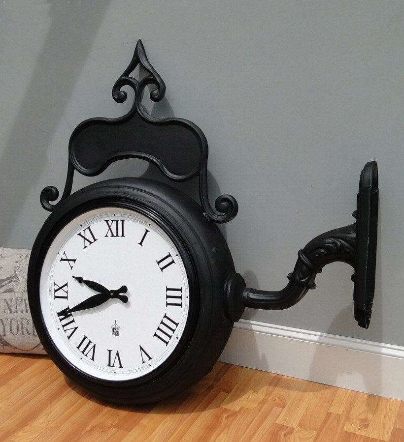 Wall Mounted Clock – Electric Main Street Town Clock