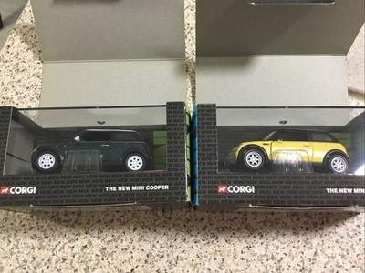 2 X CORGI 1:36 THE NEW MINI COOPER BRITISH RACING GREEN DAKAR YELLOW
