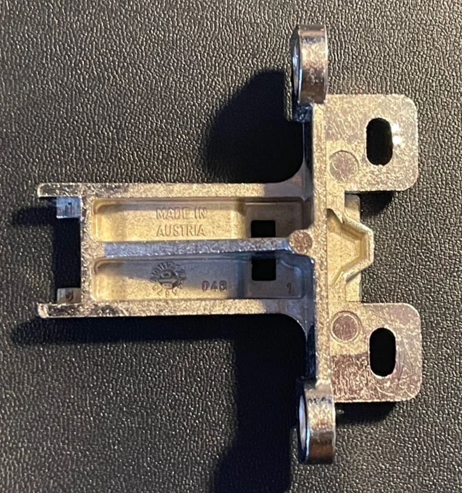 Grass Cabinet Hinge 048 Base Plate Face Frame Adapter Bracket For 1006-30 Hinge - Image 4 of 4