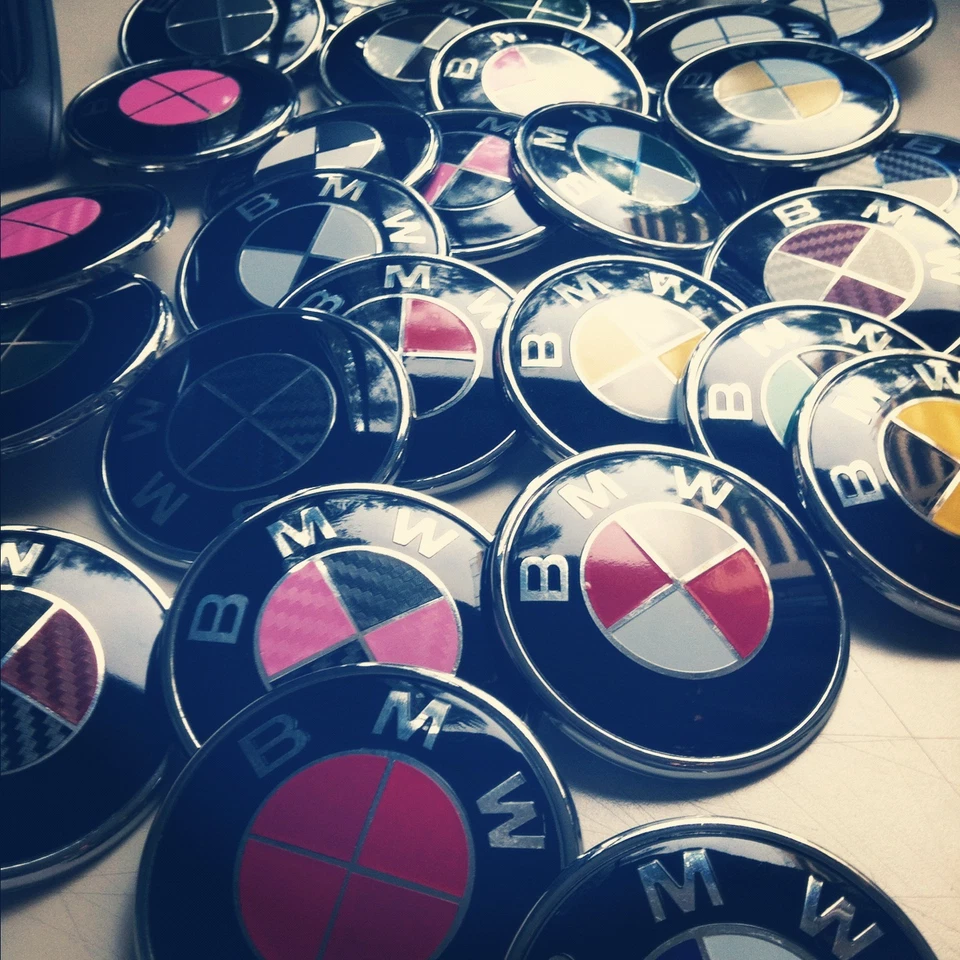 Pegatinas superpuestas emblema TODO BLANCO para BMW 328i 328xi 335i 335xi 335is E90 E92 Foto 3 de 3