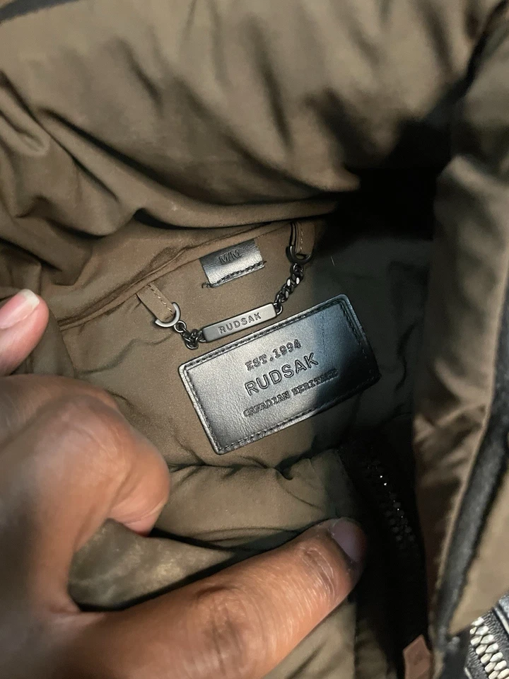 $686 AUTÉNTICO ABRIGO ACOLCHADO DE PIEL NEGRO RUDSAK MUJER MODA Talla M Foto 3 de 4