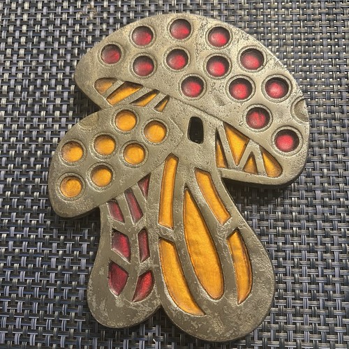 VTG Nevco Pewter Tone Cast Iron Mushrooms Trivet W/ Stained Glass Look