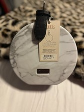 CALPAK Baye Mini Hatbox Equipaje de mano para pasar la noche Pequeña Maleta Leche Mármol Nuevo con etiquetas