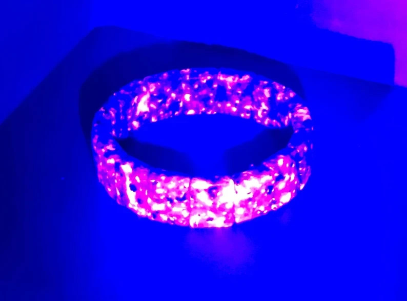 Yooperlite Bracelet Cuff Fluorescent Sodalite UV Reactive Rare Crystal Healing