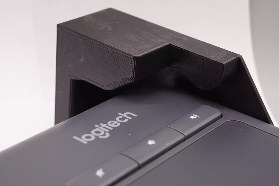 Wall Mount and Angled Holder Dock for Logitech K400+ Wireless Keyboard