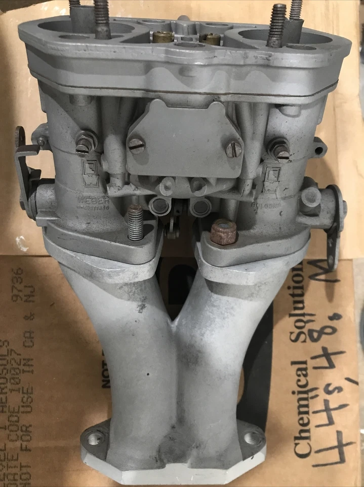 Carburador Vw e coletor de admissão 44 Webers vidro frisado, um lado cada compra  - Imagem 2 de 3