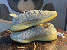 adidas Yeezy Boost 350 V2 Static Non-Reflective 9.5 pre owned *ships same day *