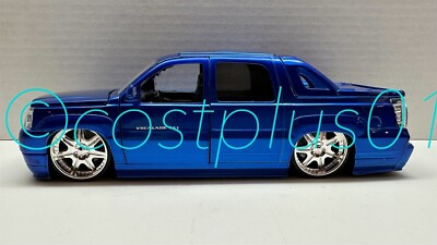 2002 CADILLAC ESCALADE     1／24 s-l400.jpg