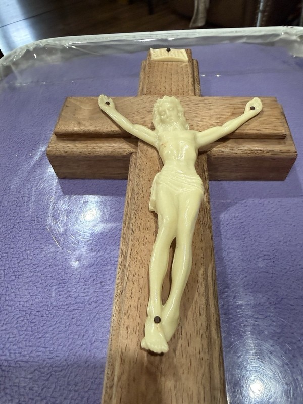 Wood INRI Crucifix Jesus Wall Hanging & Last Rites Candle, Instructions 13”