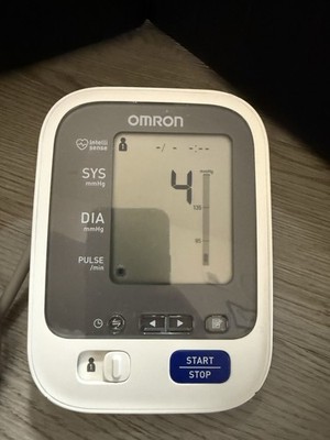 BP760N Omron 7 Series Wireless Upper Arm Blood Pressure Monitor