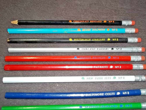Lot 14 Vintage NFL No 2 Pencils 1970s Houston Oilers Baltimore Colts - Picture 2 of 4