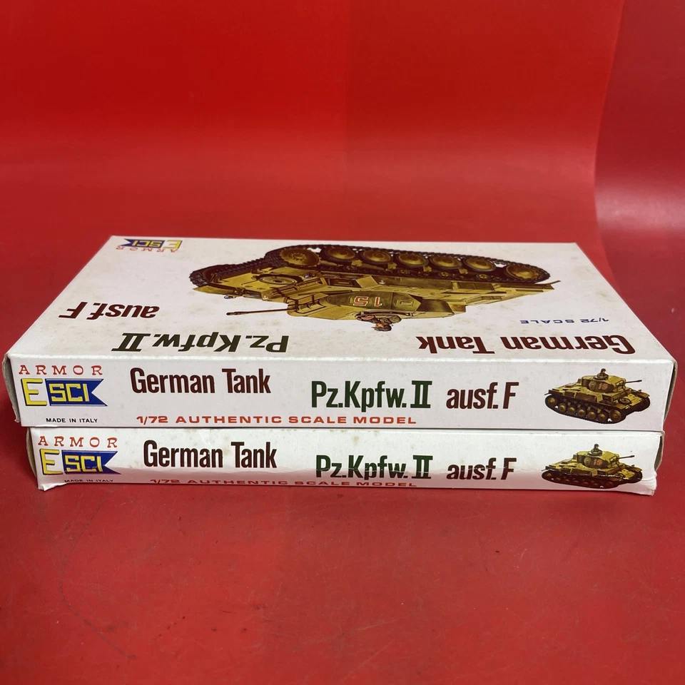 Kit de armadura ESCI 8003 WW2 Panzer alemán II Pz.Kpfw.II Ausf.F kit modelo tanque lote 2 Foto 4 de 4