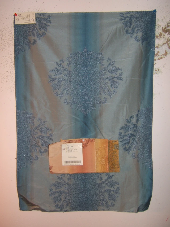 Lee Jofa, Martello Damasco, Brocado, Novedad, Color Azul Foto 2 de 3