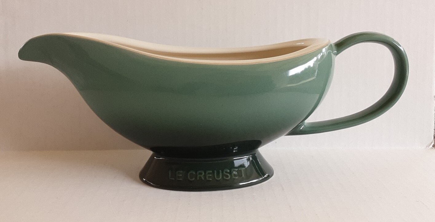 Le Creuset Gravy Boat (460ml) Artichoke Green New eBay