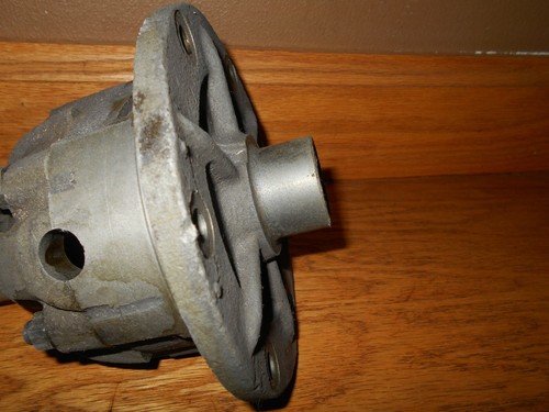 NOS Differential Case, 1934 1935 1936 1937 1938 1939 Hudson & Terraplane #150072 - Picture 5 of 8