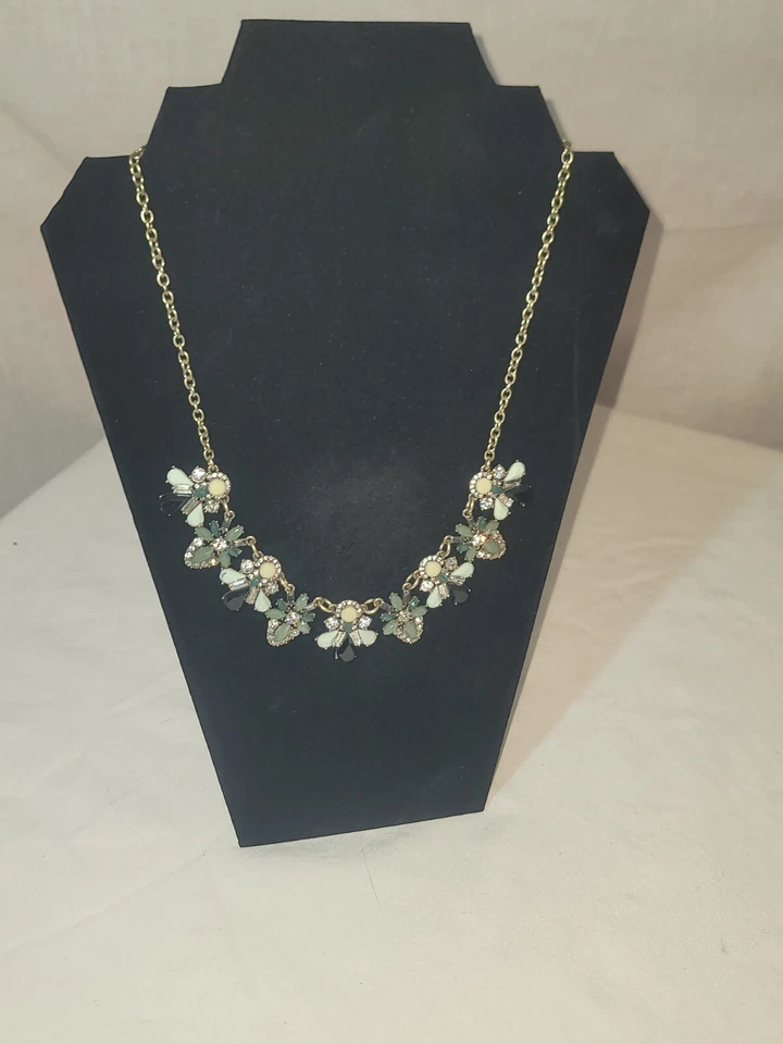 Banana Republic Signed Gold Tone Statement Necklace - Image 3 of 4