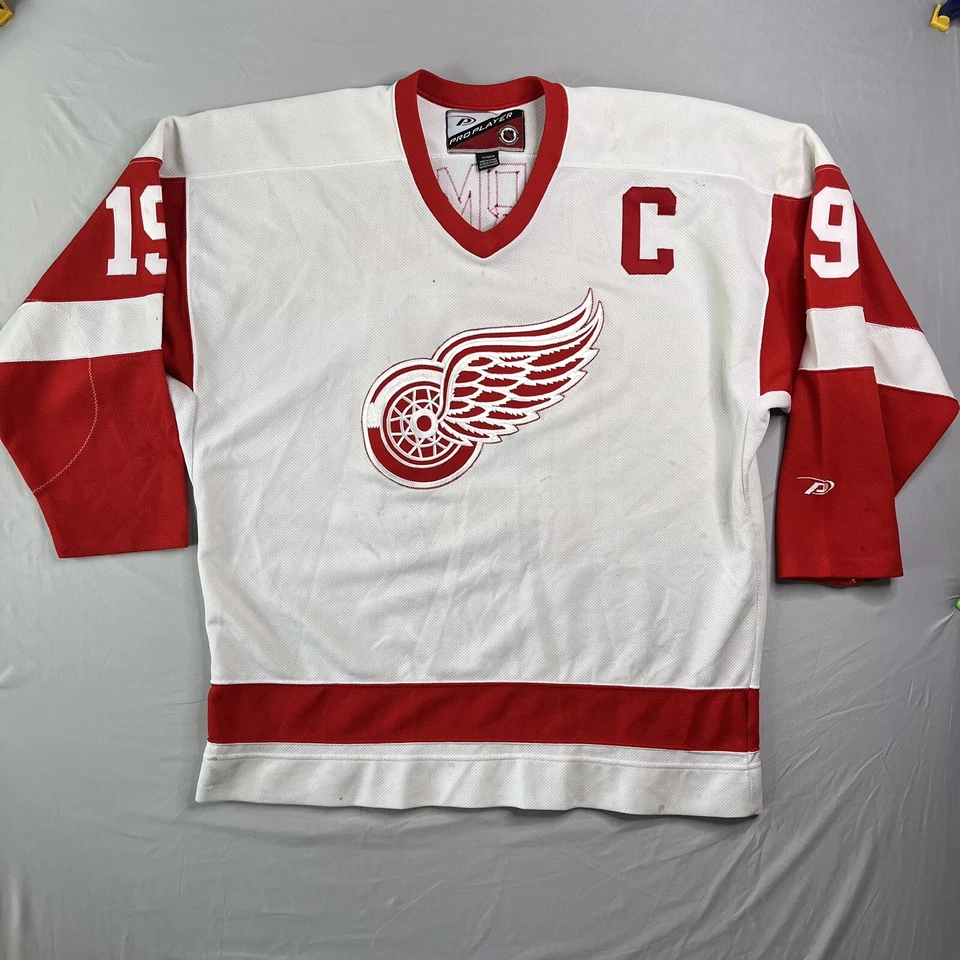 Camiseta deportiva de hockey Steve Yzerman Pro Player Detroit Red Wings NHL X-Large blanca *Leer Foto 2 de 4