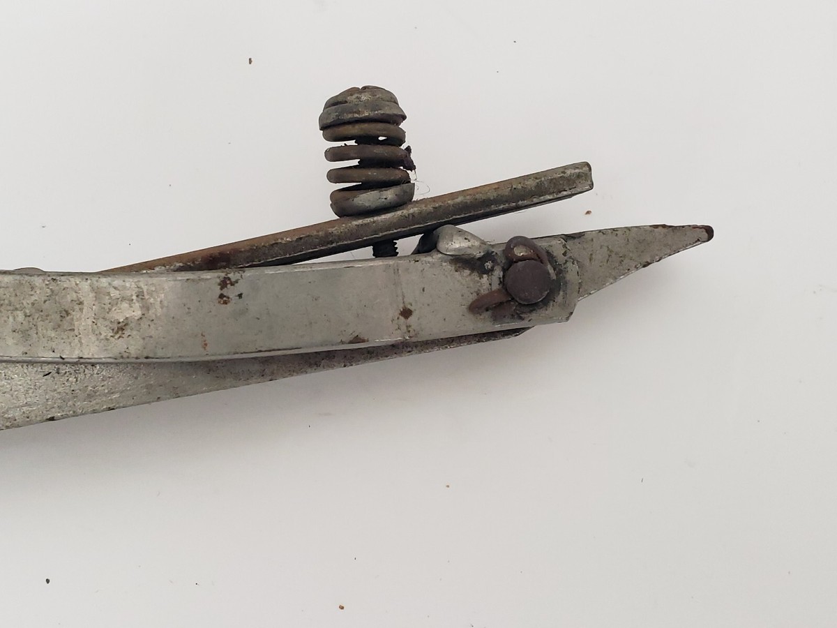 ●ON POINT PART ONE Blue Point Vintage Flywheel Turning Turner Wrench GA44 Fly