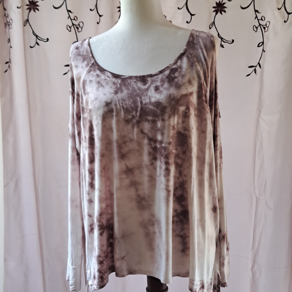 American Eagle Shirt Womans XL Soft And Sexy T Cold Shoulder Brown Tie Dye