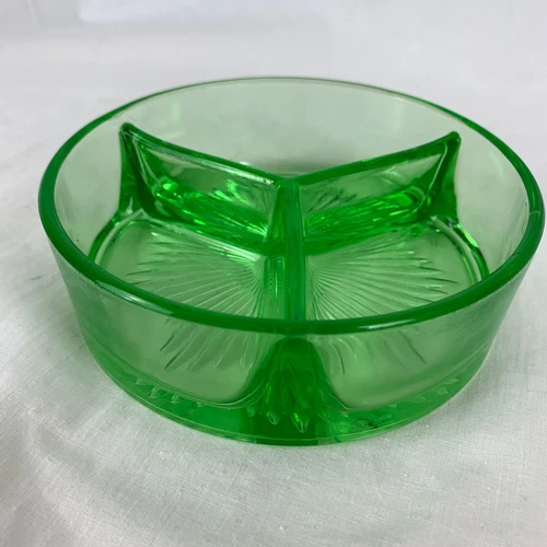 Vintage Green Depression Glass Divided Bowl Dish 3 Parts Excellent Condition