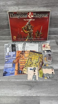 TSR Dungeons & Dragons The Goblins Lair NM contents 100% Complete Dishes Box