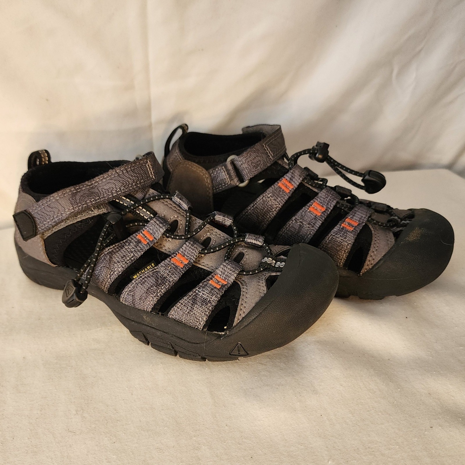 Sandali da acqua Keen Newport H2 grigio arancione accento scarpe da trekking giovani taglia 3