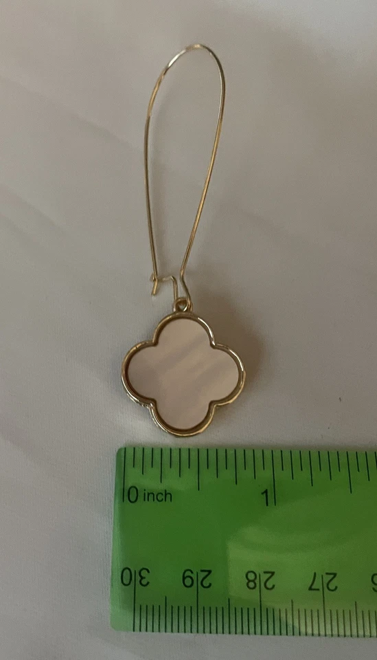 Gold Tone  Dangle Earrings with Mother of Pearl Colored Quatrefoil Ornament - Image 3 of 4