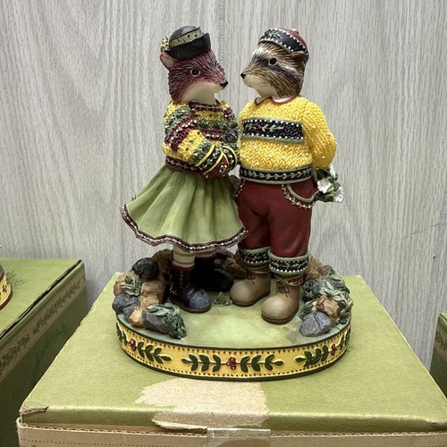Vintage Lot of 3 Woodsong Demdaco Figurines With Boxes - Picture 17 of 24