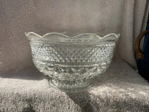 Vintage Anchor Hocking Wexford Crystal Clr Glass Pedestal Bowl Punch Salad 60’s