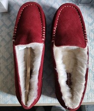 Koolaburra By Ugg Slip on Moccasin Slippers Womens Size 6 Dark Red New