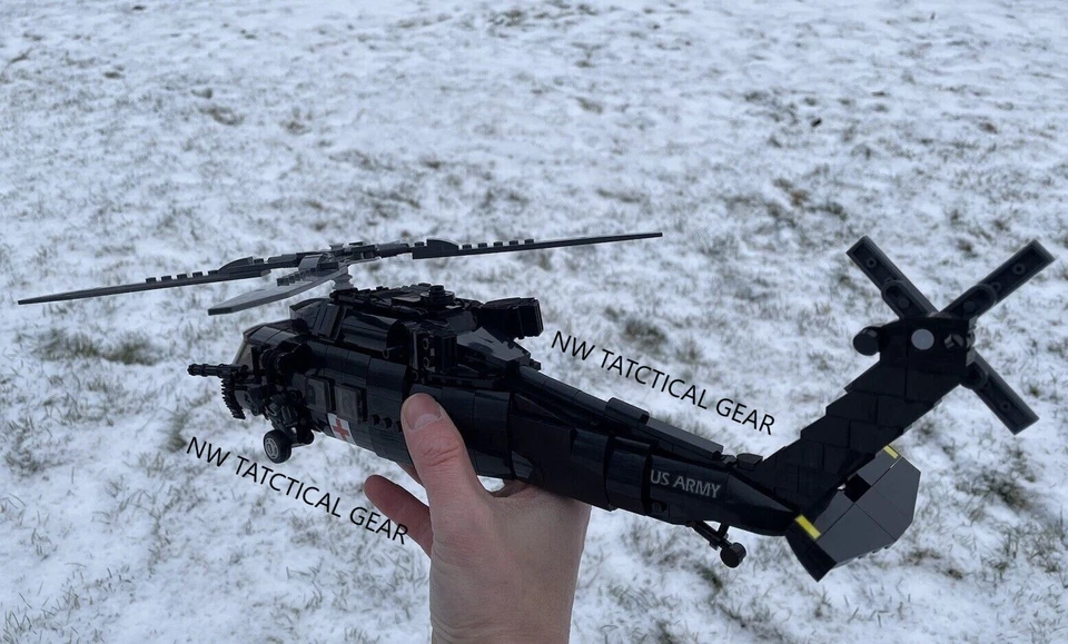Black Hawk Helicopter UH-60 Building Blocks Military Model Bricks - Image 3 of 4
