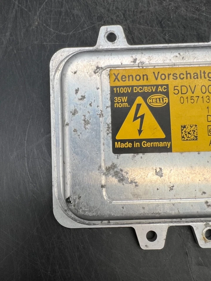 2006-2010 BMW 525i OEM Xenon Headlight Ballast Control Unit 015713004731AF - Image 3 of 4