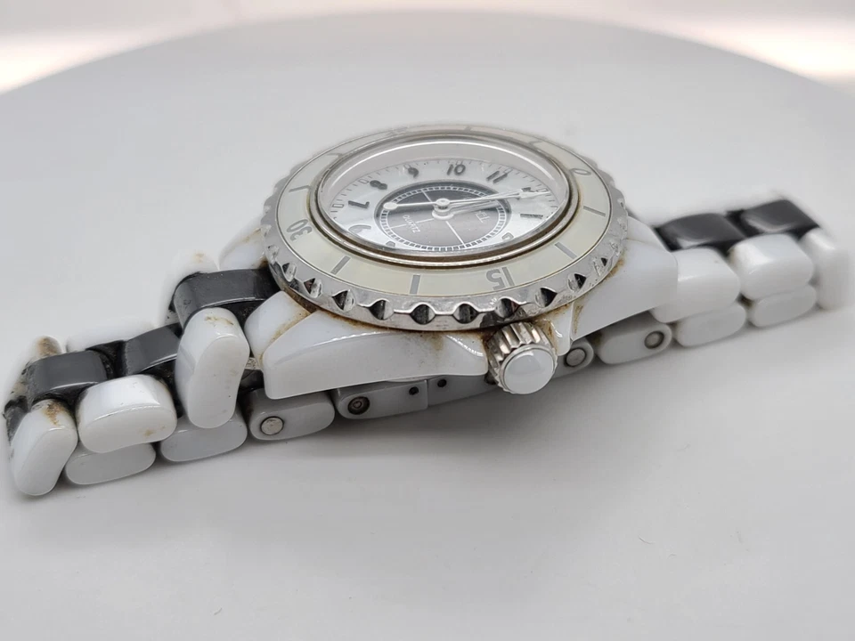 Reloj Mujer Cuarzo Cerámico Blanco/Negro Cincel para Piezas/Reparación Foto 3 de 4