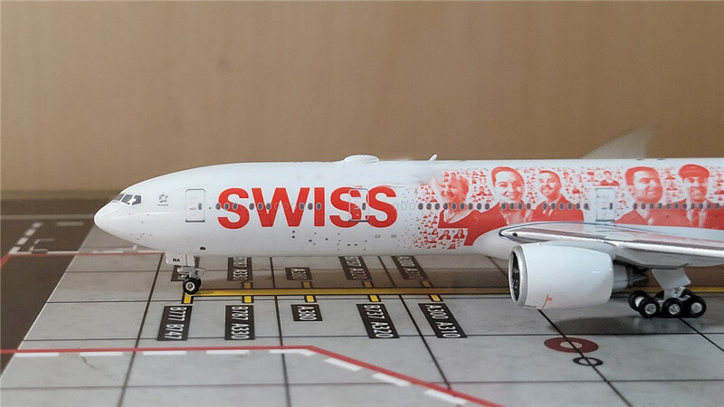 phoenix 1/400 スイス航空 B777-300ER Amazon.com: for Phoenix for Swiss for Boeing B777-300ER HB