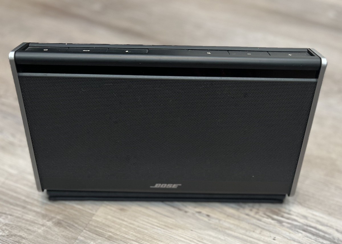 Bose SoundLink 404600 Bluetooth Wireless Portable Mobile