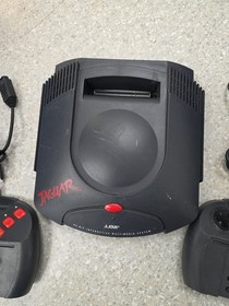Atari Jaguar - 64Bit Console with 2  Controllers  *100% Untested*