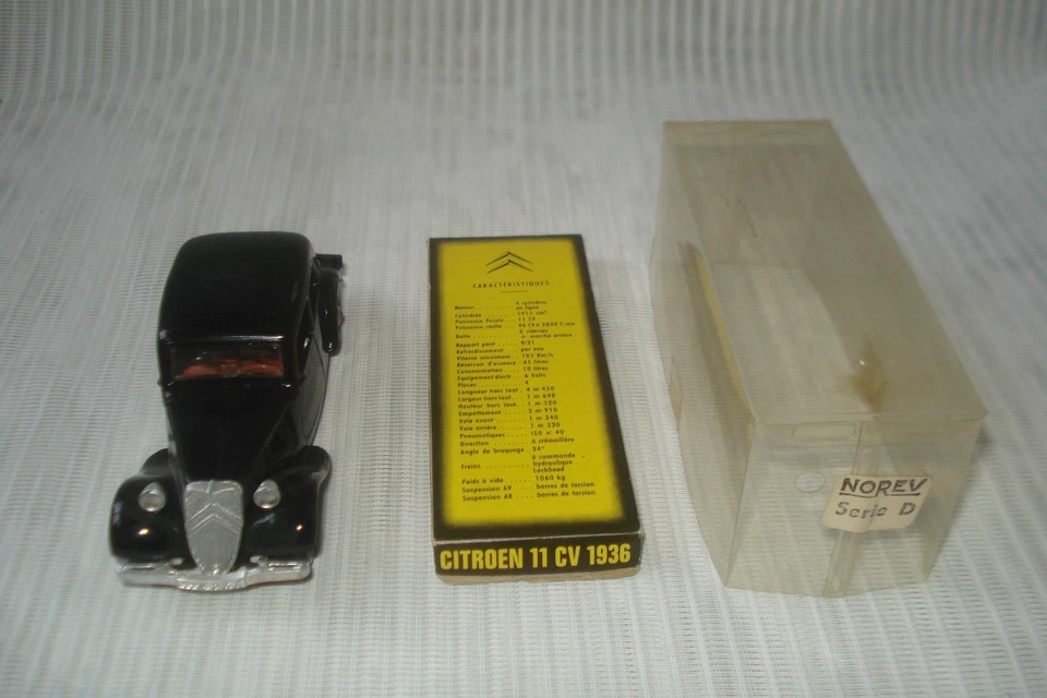 NOREV n°29 : Citroën 11 CV 1936 noire - 1/43 - boîte d'origine - Photo 3/4