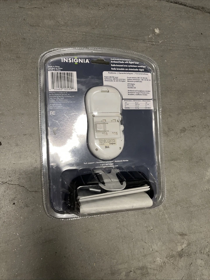 Insignia NS-R4111 Portable Digital AM/FM Radio No Arm Band - Image 3 of 3