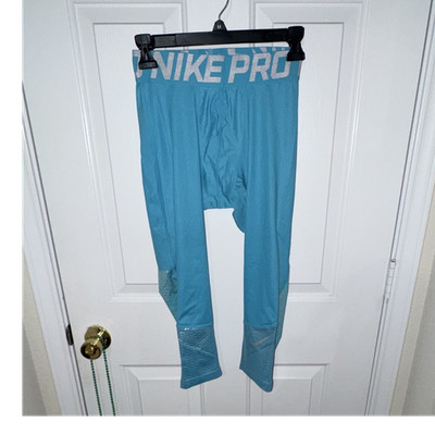Nike Pro Men's Turquoise 3/4 Leg Compression Leggings Polyester/Elastane M