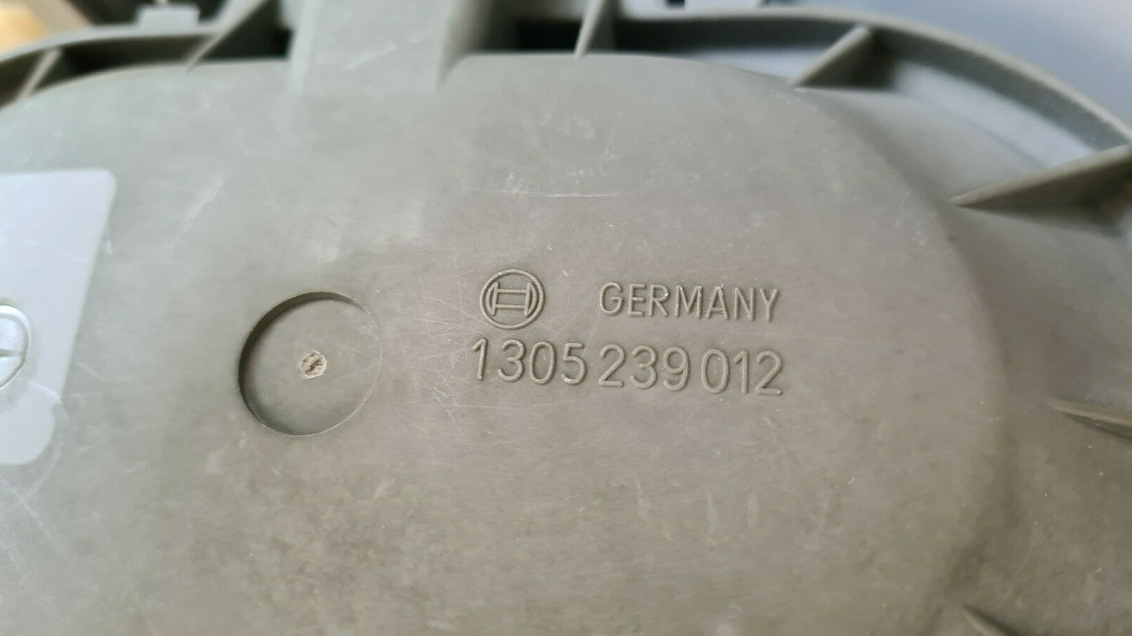 NEU Mercedes W126 Coupe C126 SEC BOSCH Scheinwerfer EURO L+R  