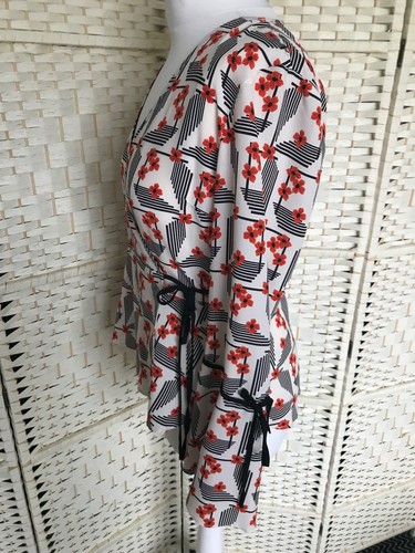 UK Size 10 Topshop Vintage Style Cherry Blossom Print Wrap Tea Blouse Art deco - Picture 5 of 7
