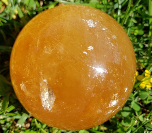 2.3" Honey Yellow Calcite Quartz Crystal Sphere Ball Orb Rainbows Star, 306g - Picture 12 of 17