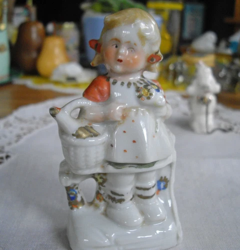 Vintage Porcelain Little Girl w/ Basket Figurine ~ 