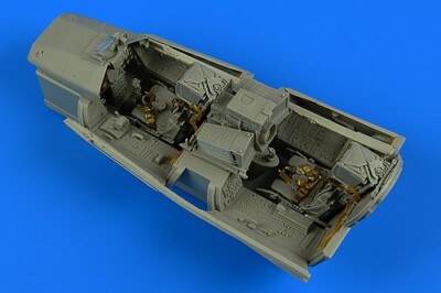 Aires 2240 - 1:32 Panavia Tornado GR.1 cockpit set for Revell - Neu