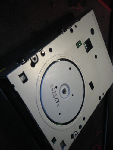 TUV Citizen Z1DE-58A 805495 A-29 3.5 Floppy Drive from Compaq Evo SFF BENZELESS - Picture 4 of 4
