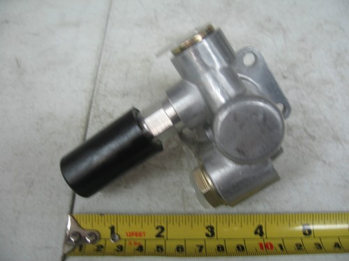 Fuel Supply Pump for International DT466E. PAI 480235 Ref# 1812568C92 0440017040 - Picture 5 of 12